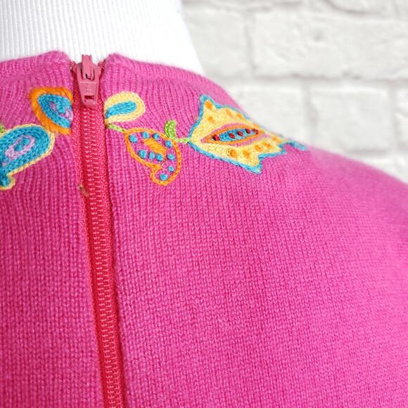 Ralph Lauren Black Label Embroidered Pink V-Neck Cashmere Sweater Size M - Picture 13 of 14